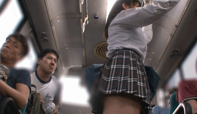 RKI-280 椎名纯(椎名ジュン)在公车上遭到了众人的狂揍第1张